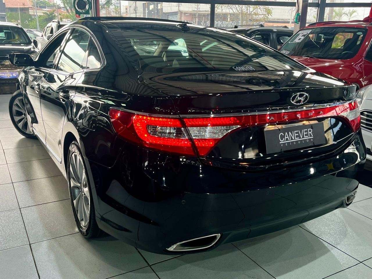 AZERA 3.0 MPFI GLS V6 24V