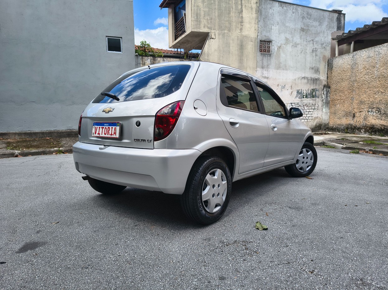 CELTA 1.0 MPFI LT 8V