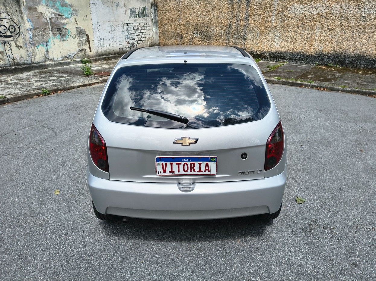 CELTA 1.0 MPFI LT 8V