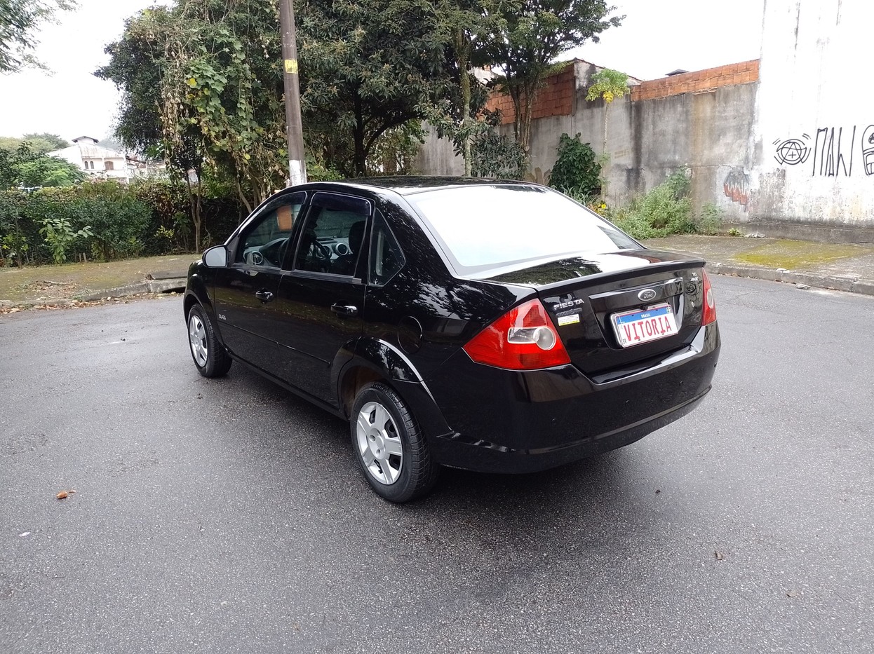 FORD FIESTA 1.6 MPI CLASS SEDAN 8V