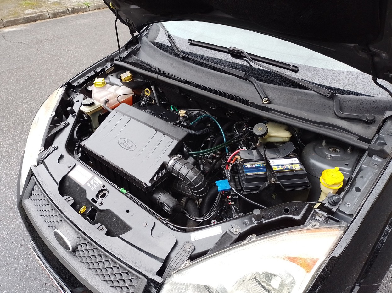 FORD FIESTA 1.6 MPI CLASS SEDAN 8V