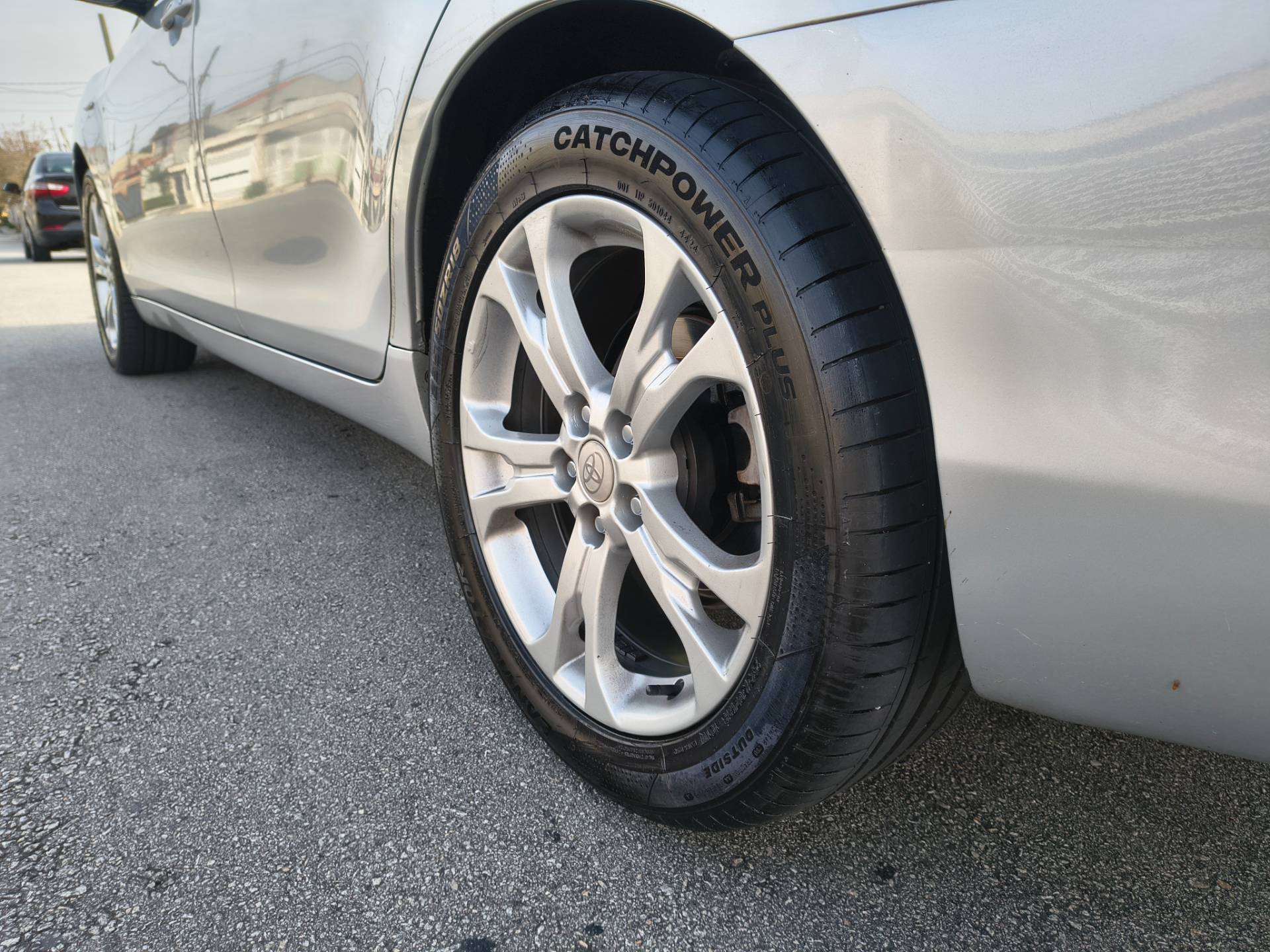 TOYOTA CAMRY