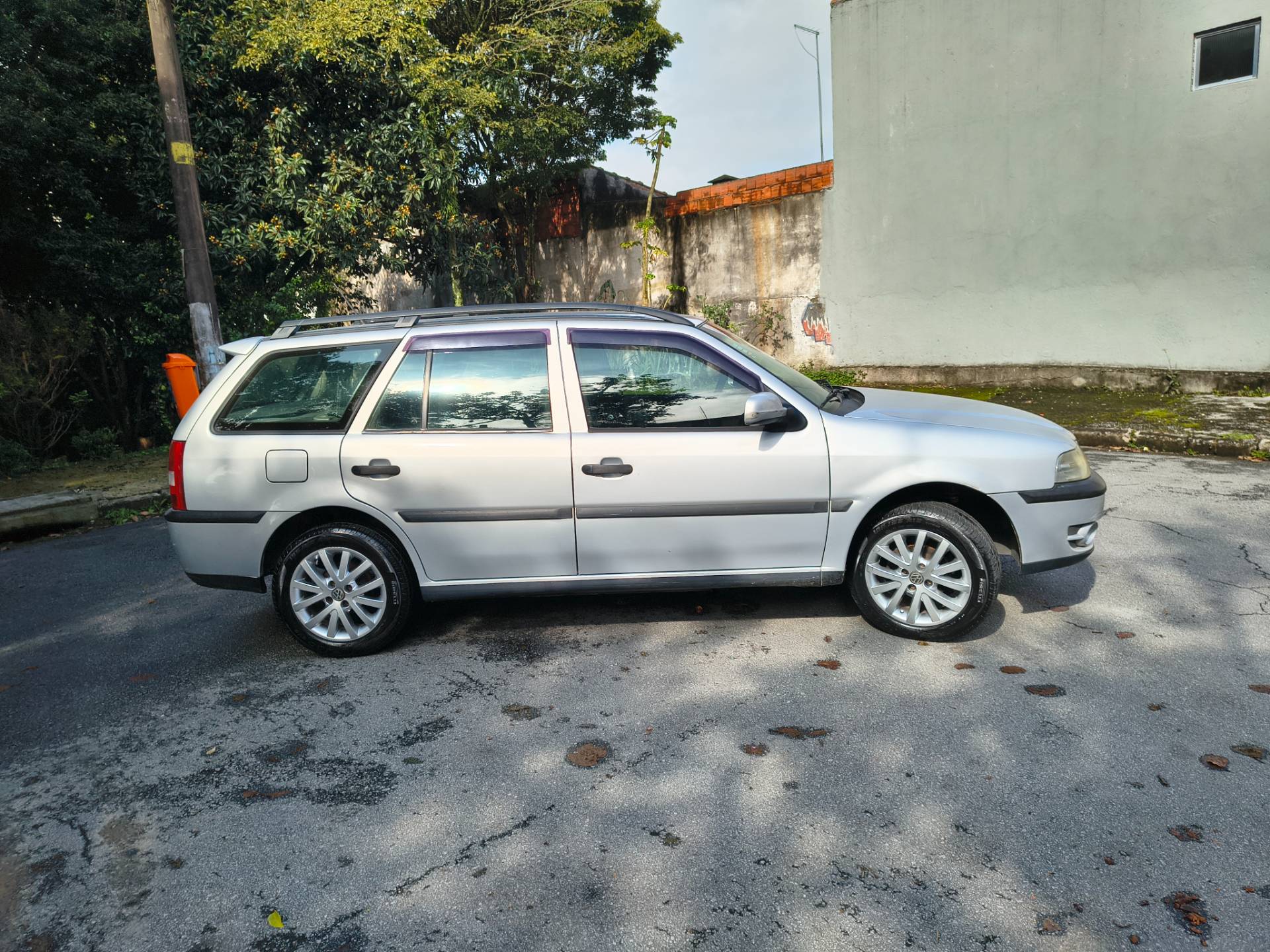 VOLKSWAGEN PARATI