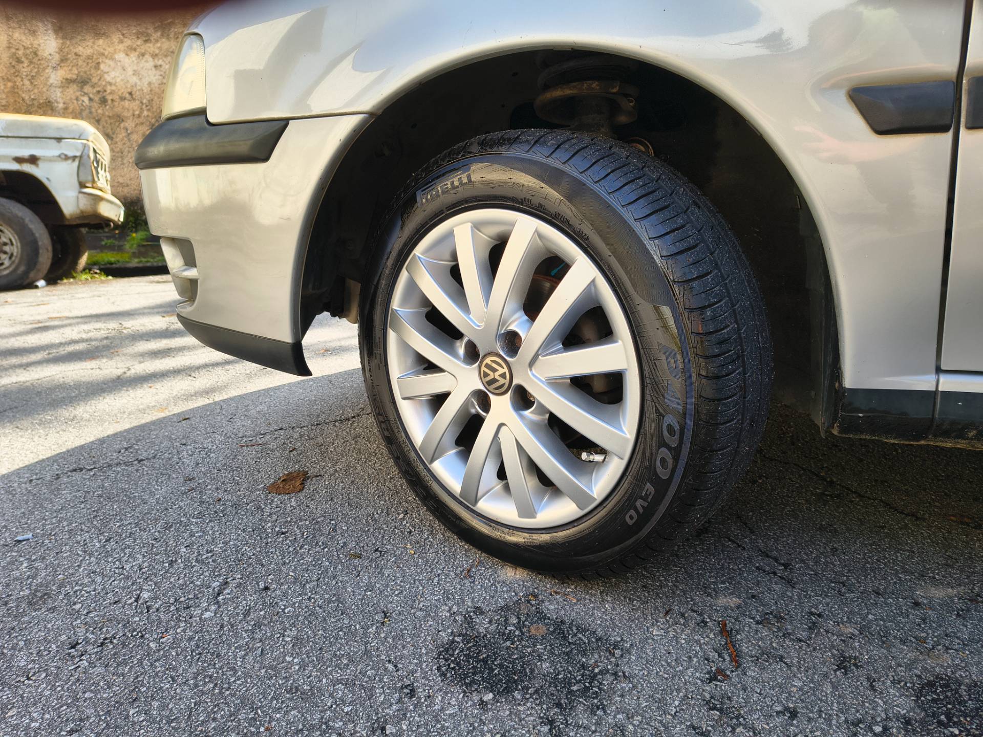VOLKSWAGEN PARATI