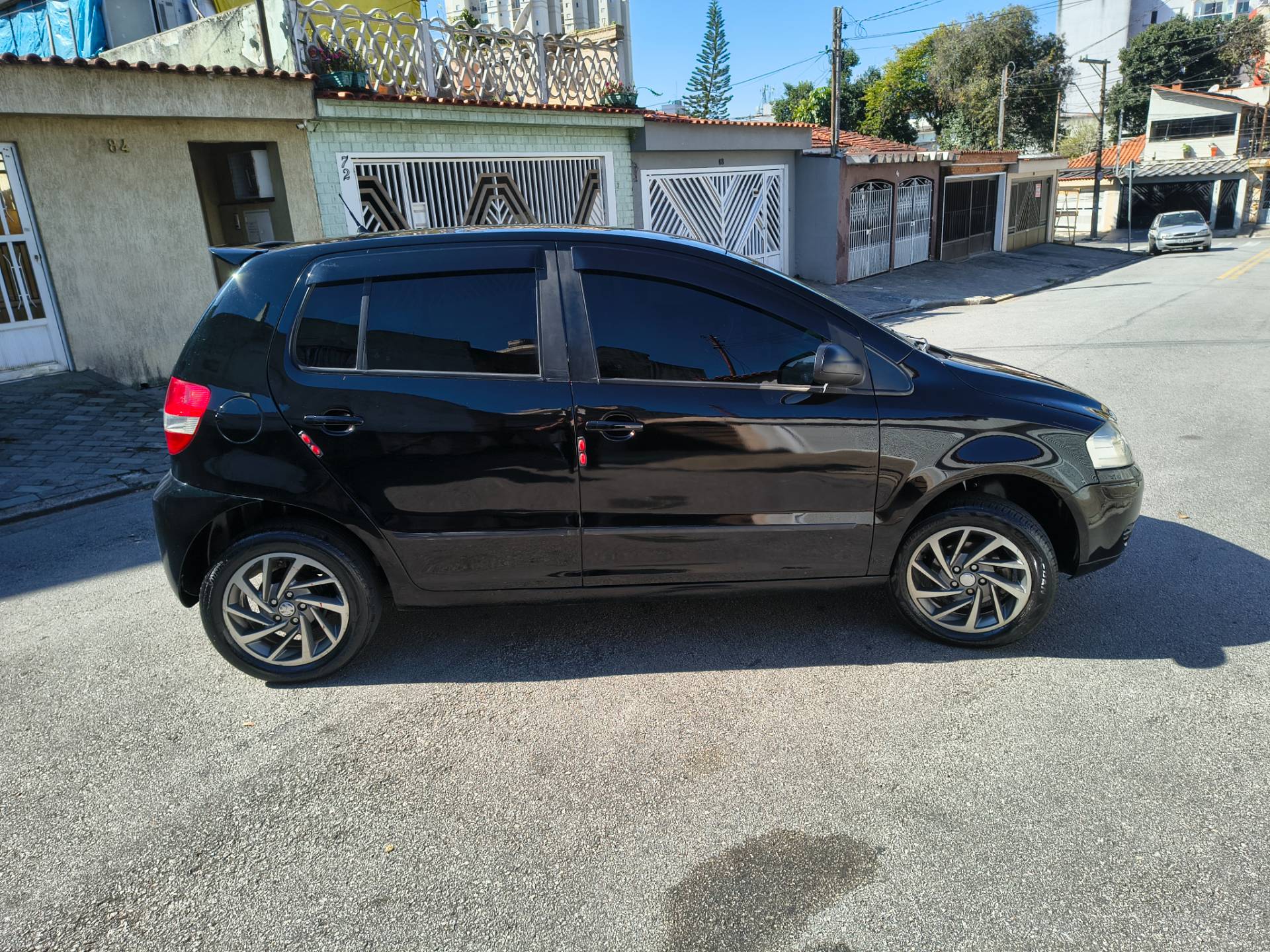 VOLKSWAGEN FOX