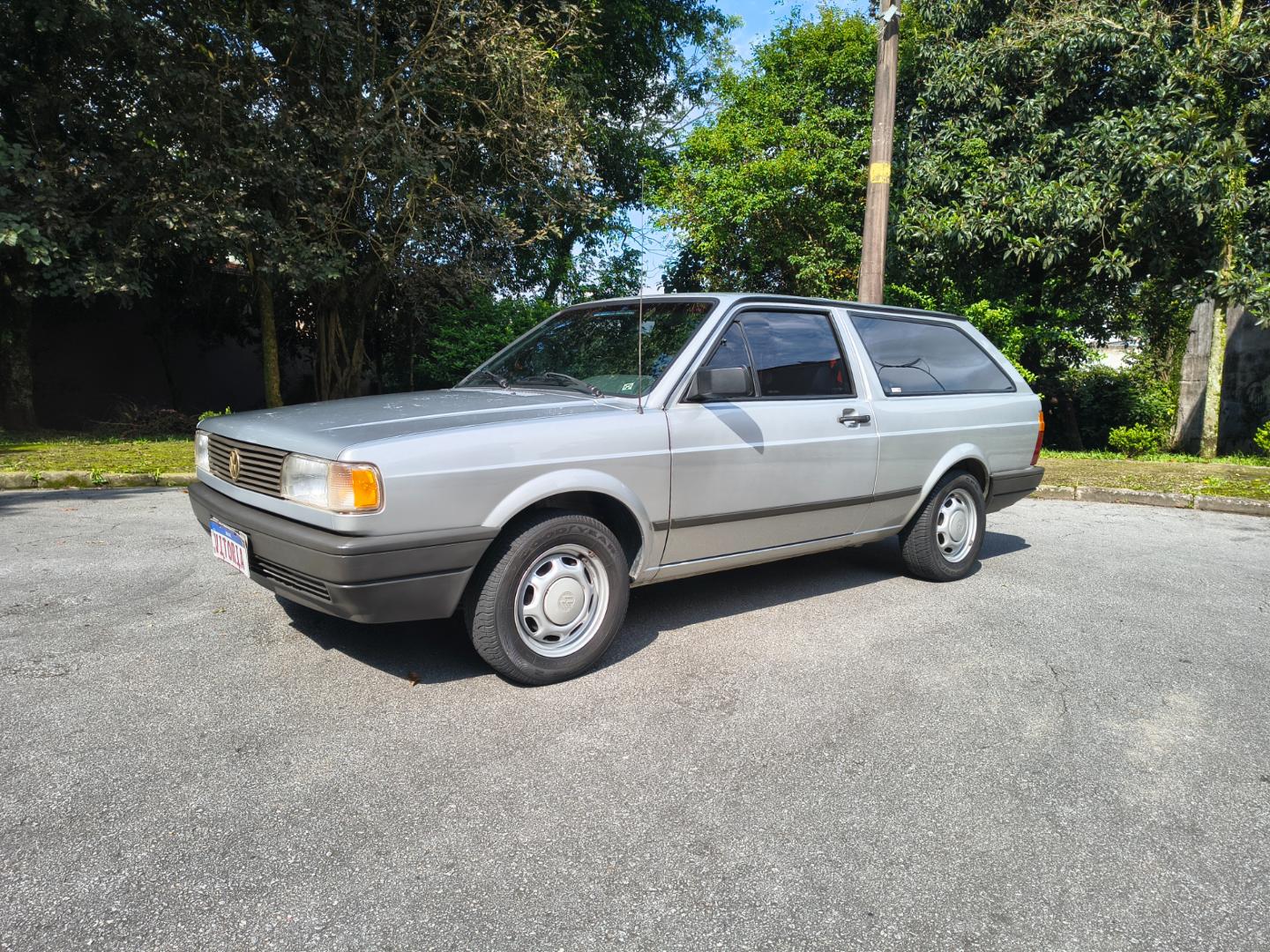 VOLKSWAGEN PARATI