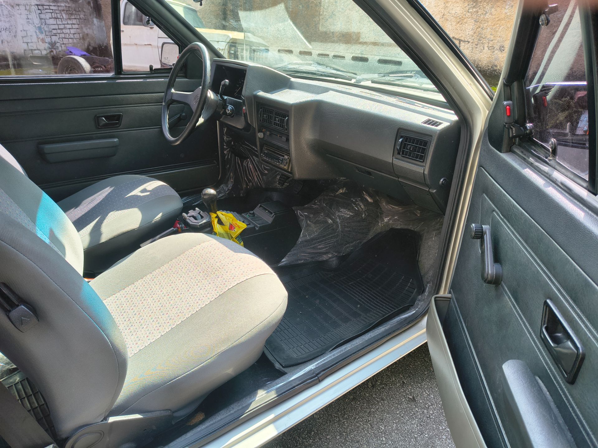 VOLKSWAGEN PARATI
