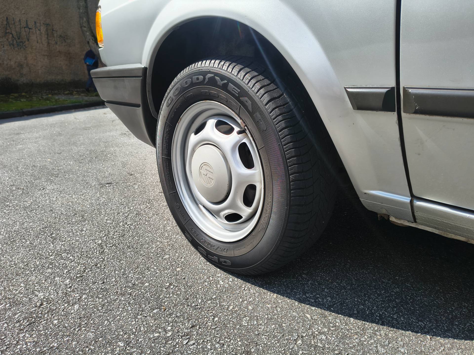 VOLKSWAGEN PARATI
