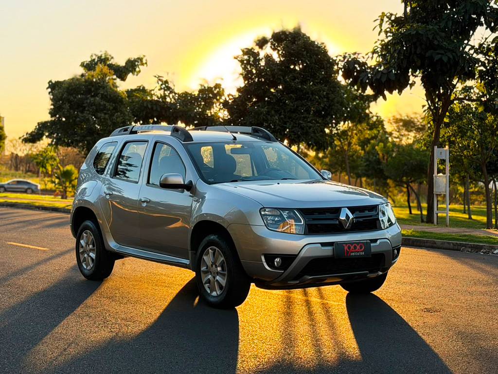 RENAULT DUSTER
