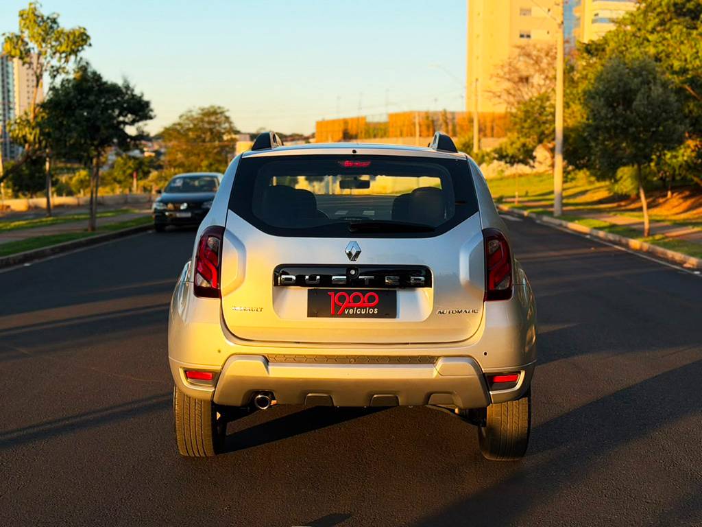 RENAULT DUSTER
