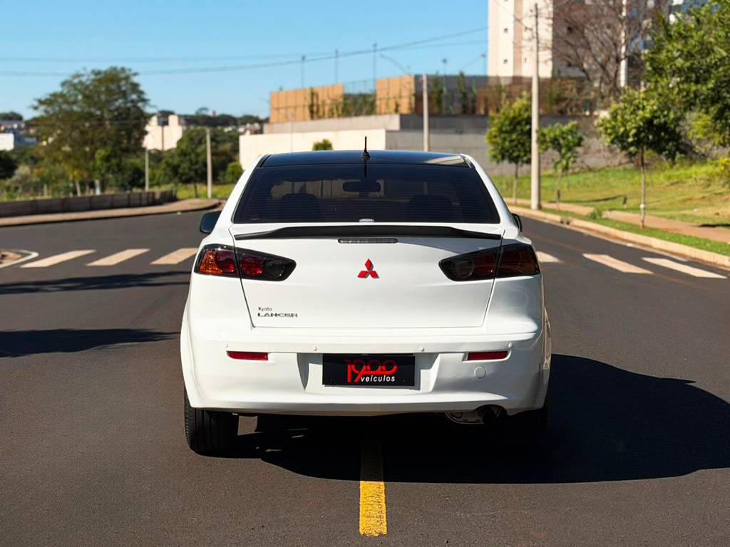 MITSUBISHI LANCER