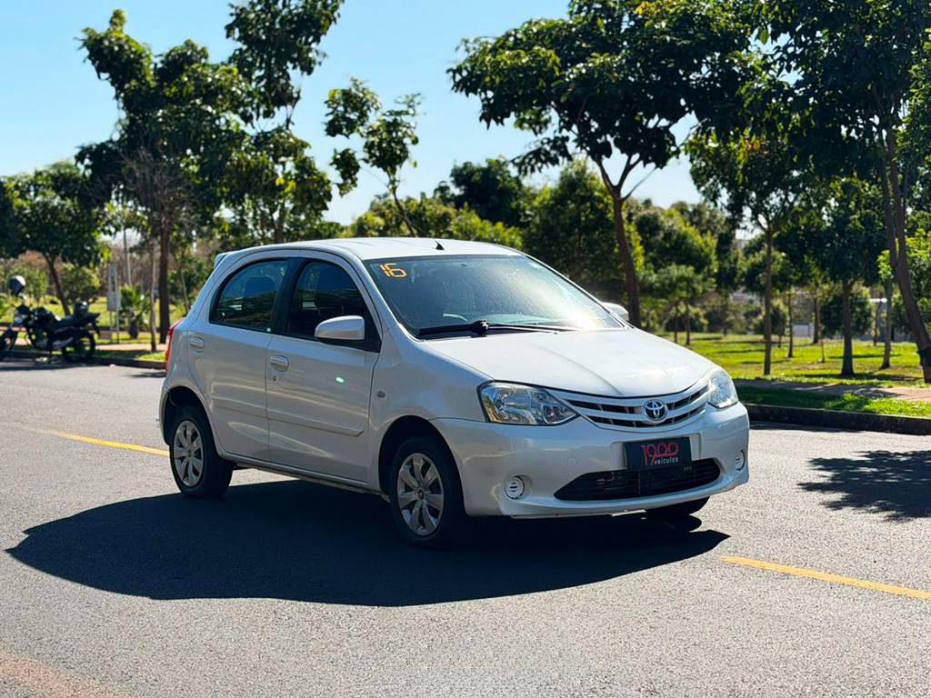 TOYOTA ETIOS