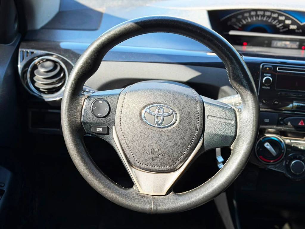 TOYOTA ETIOS