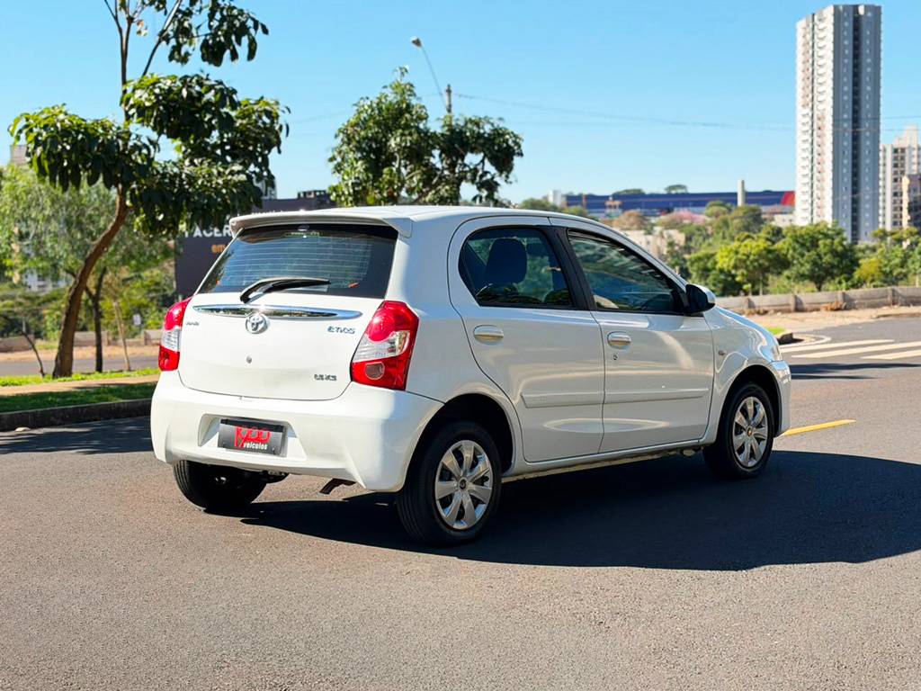 TOYOTA ETIOS