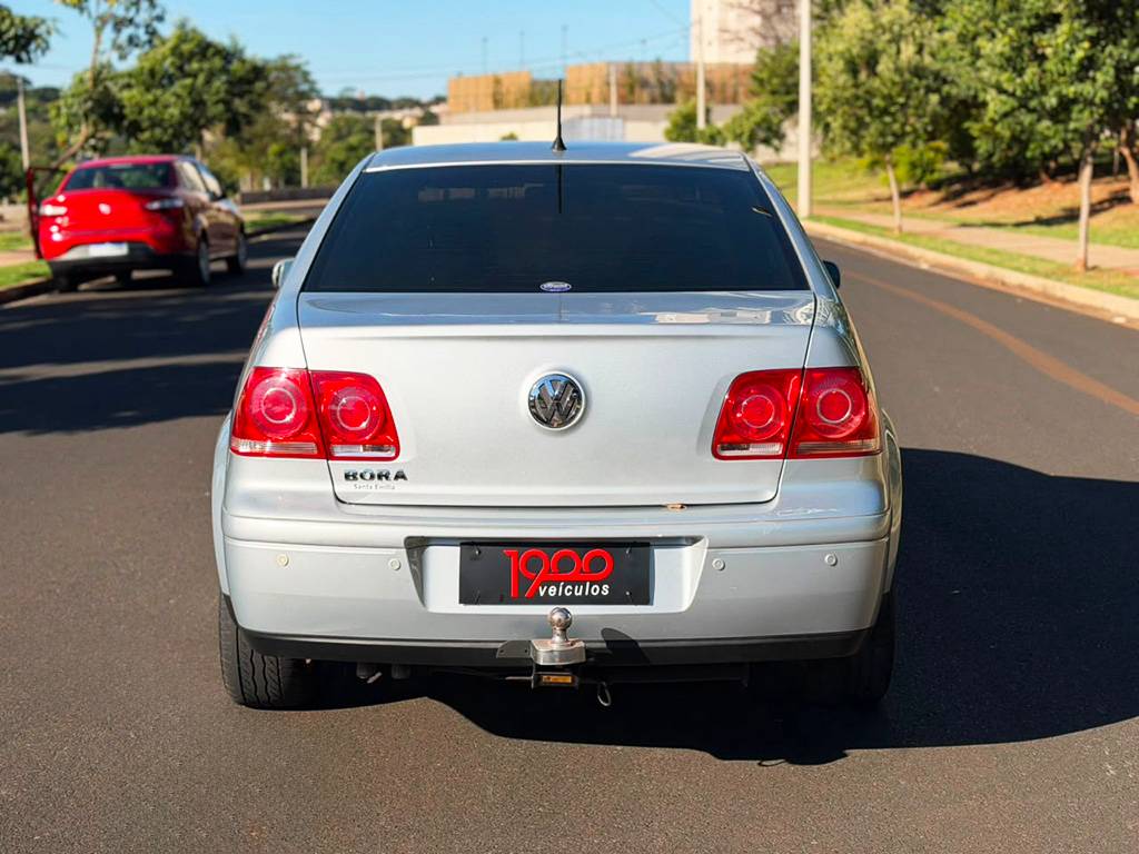 VOLKSWAGEN BORA