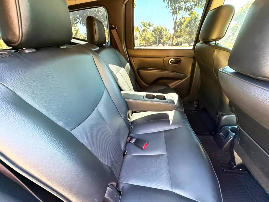 NISSAN GRAND LIVINA