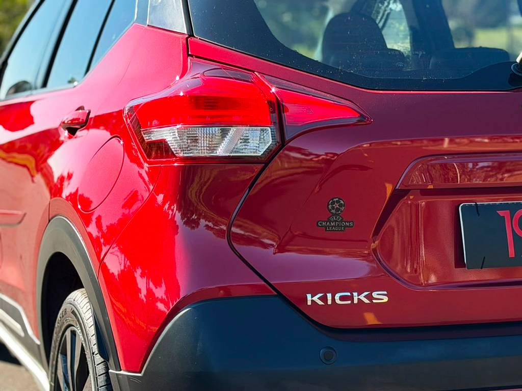 NISSAN KICKS