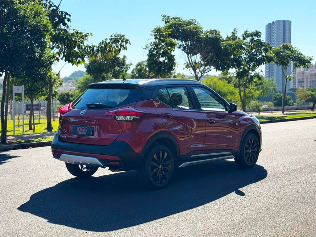NISSAN KICKS