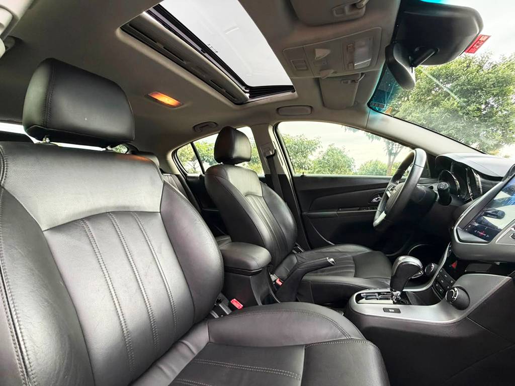 CHEVROLET CRUZE