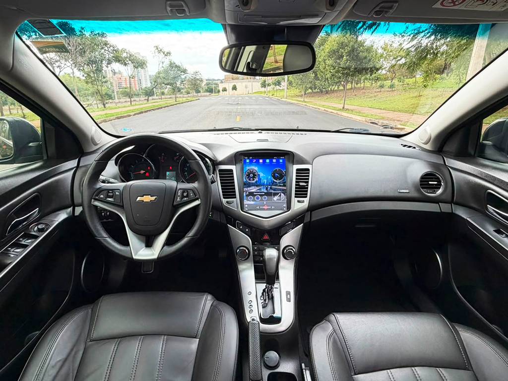 CHEVROLET CRUZE