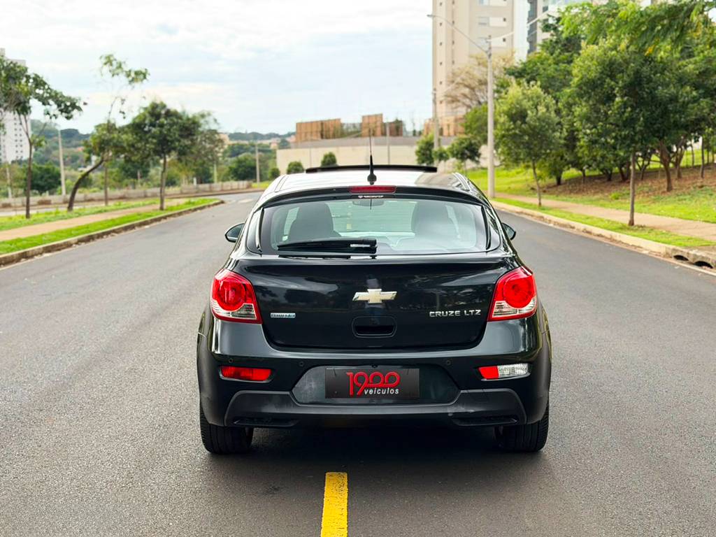 CHEVROLET CRUZE