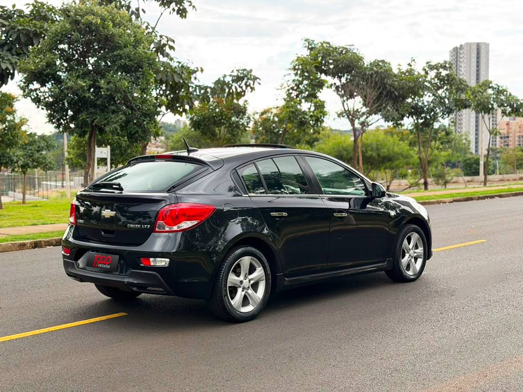 CHEVROLET CRUZE