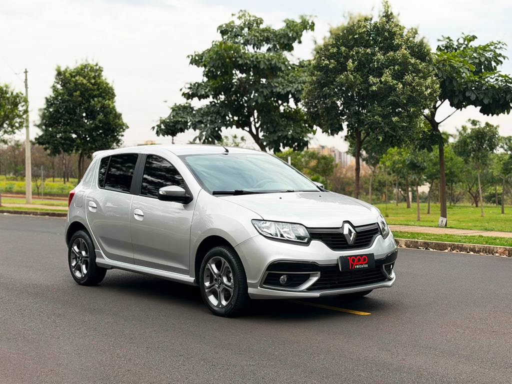 RENAULT SANDERO