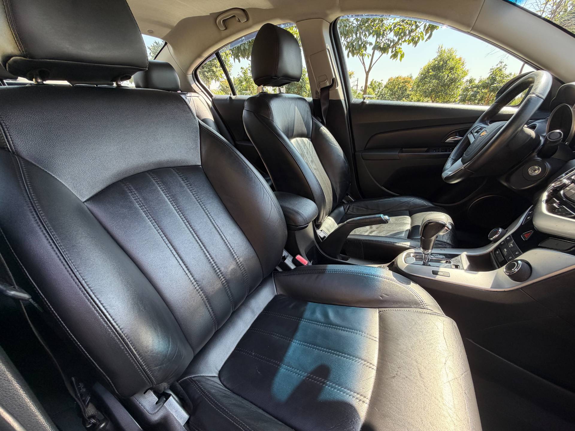 CHEVROLET CRUZE