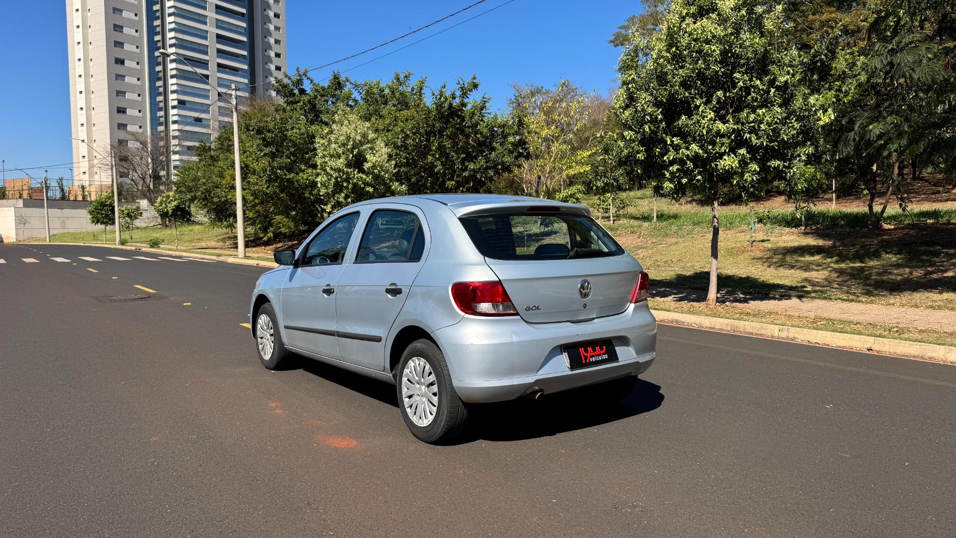 VOLKSWAGEN GOL