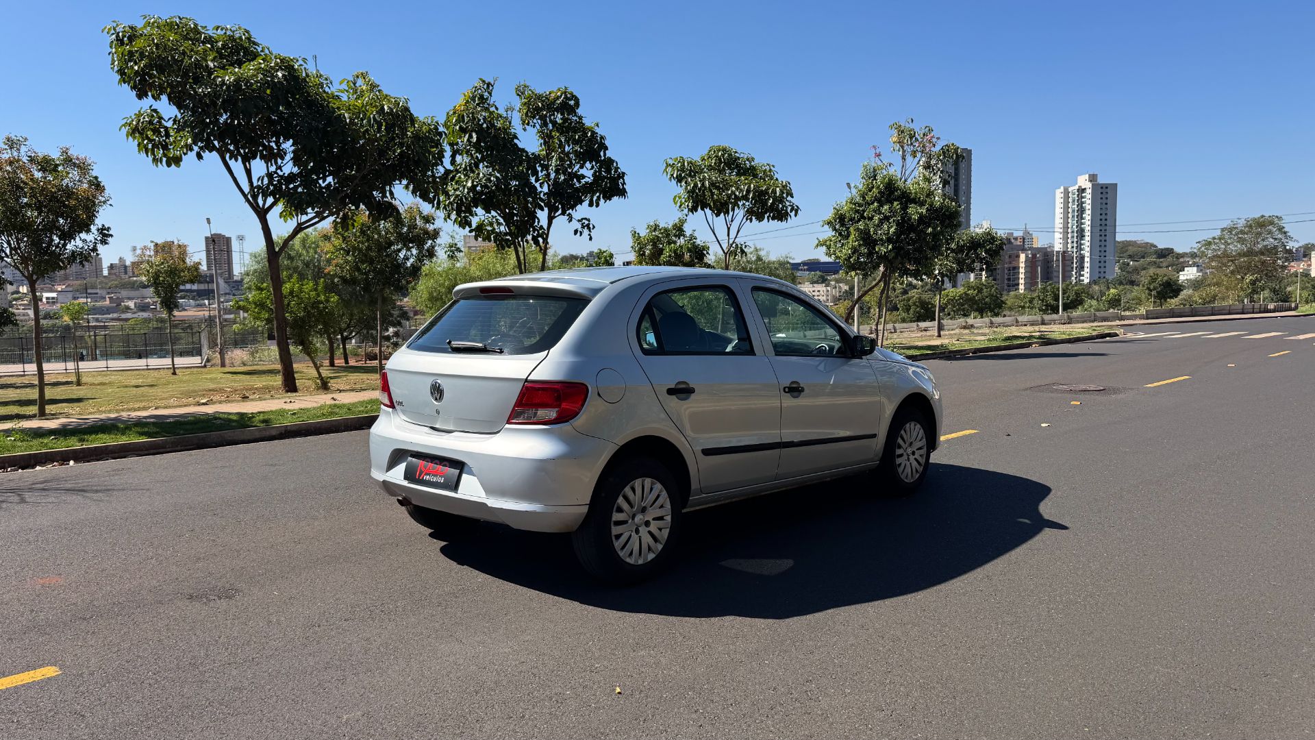 VOLKSWAGEN GOL