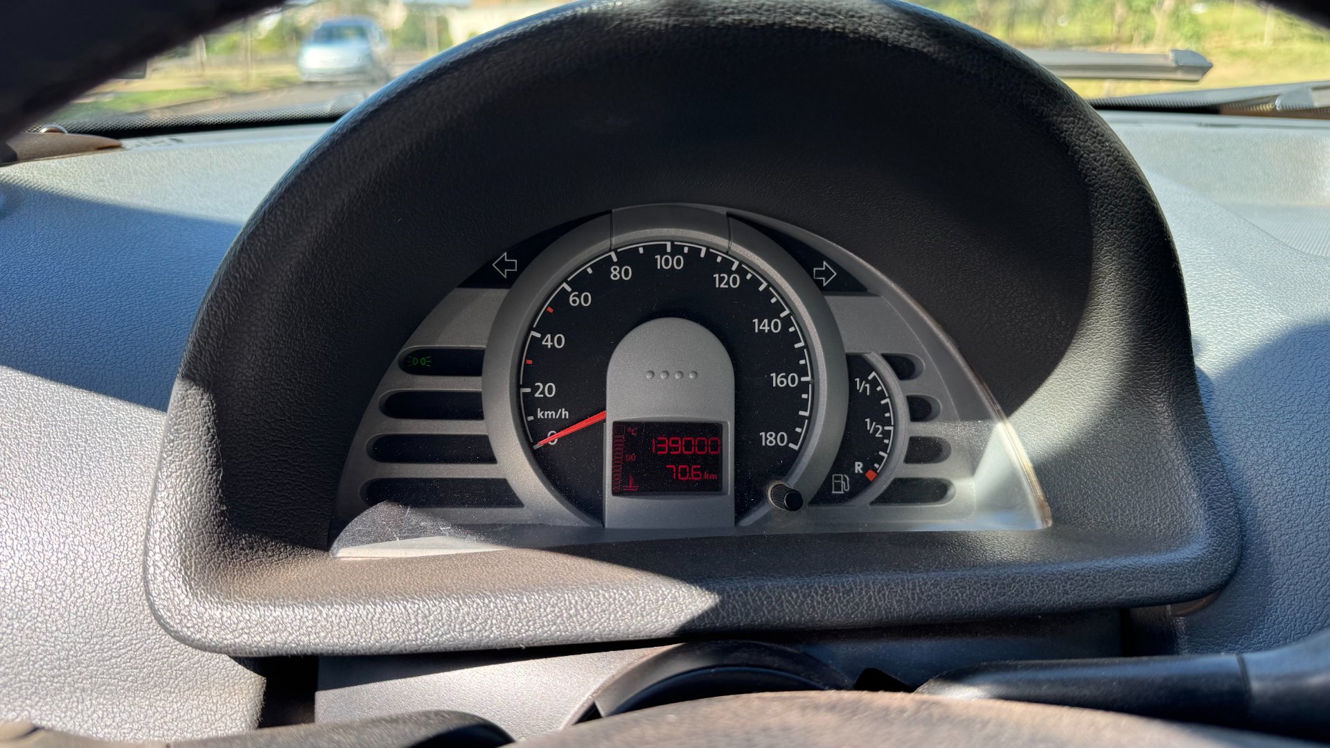 VOLKSWAGEN GOL