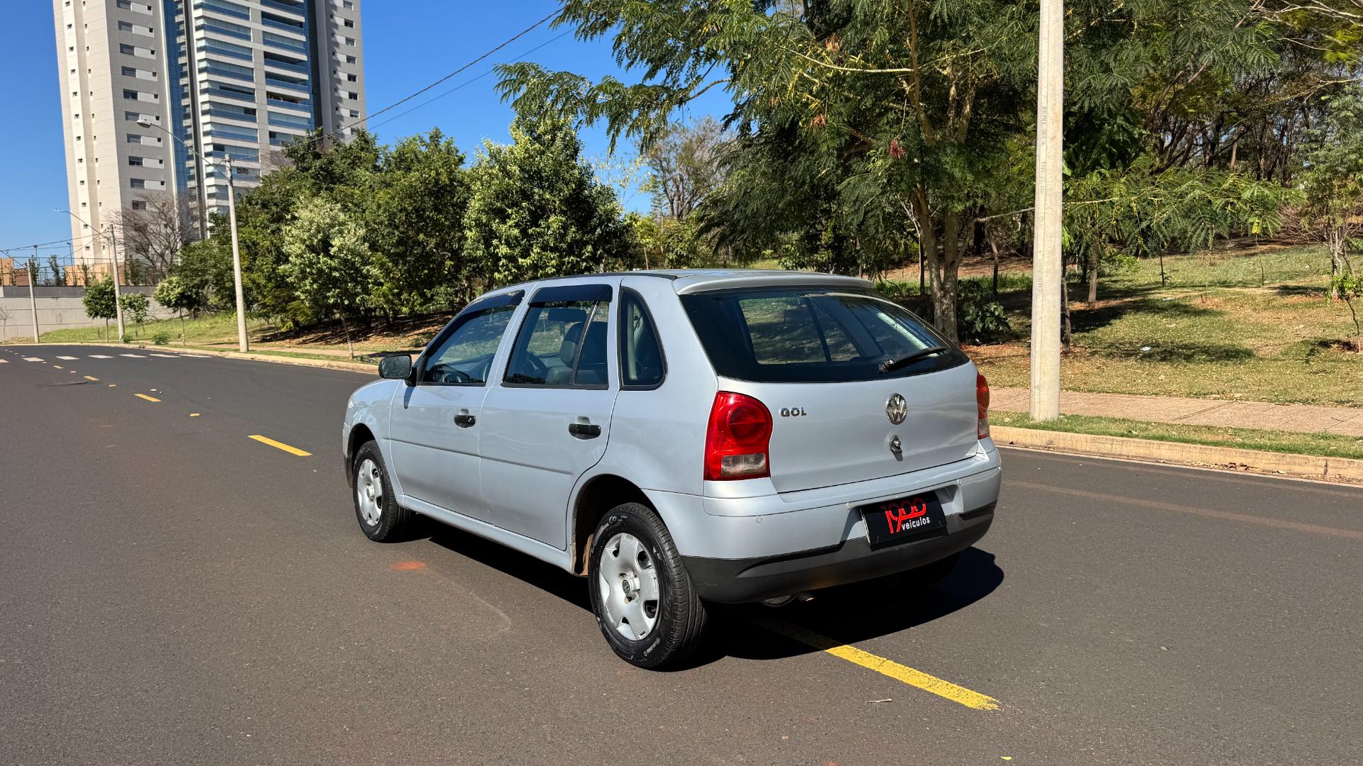 VOLKSWAGEN GOL