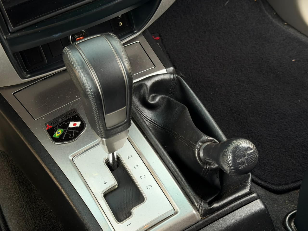 MITSUBISHI L200 TRITON
