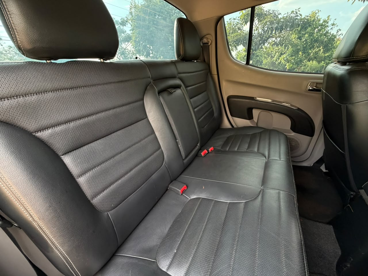 MITSUBISHI L200 TRITON