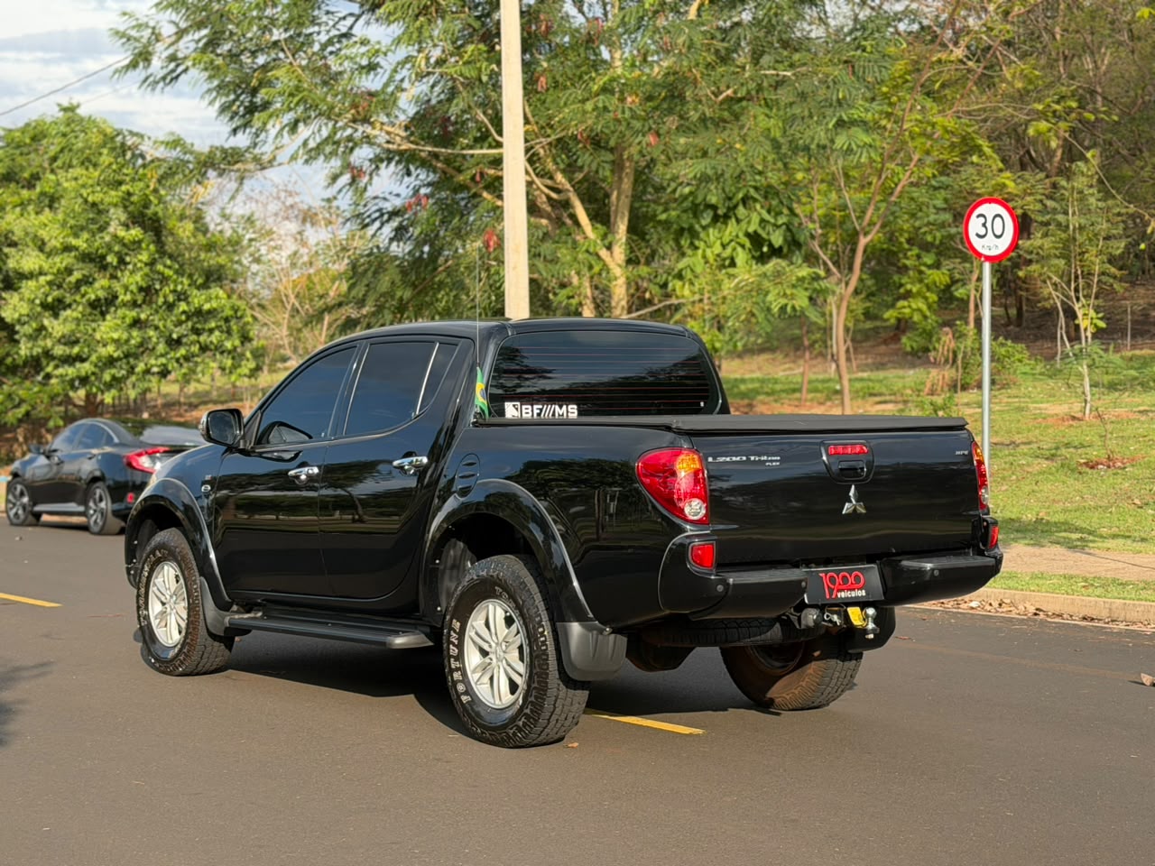 MITSUBISHI L200 TRITON