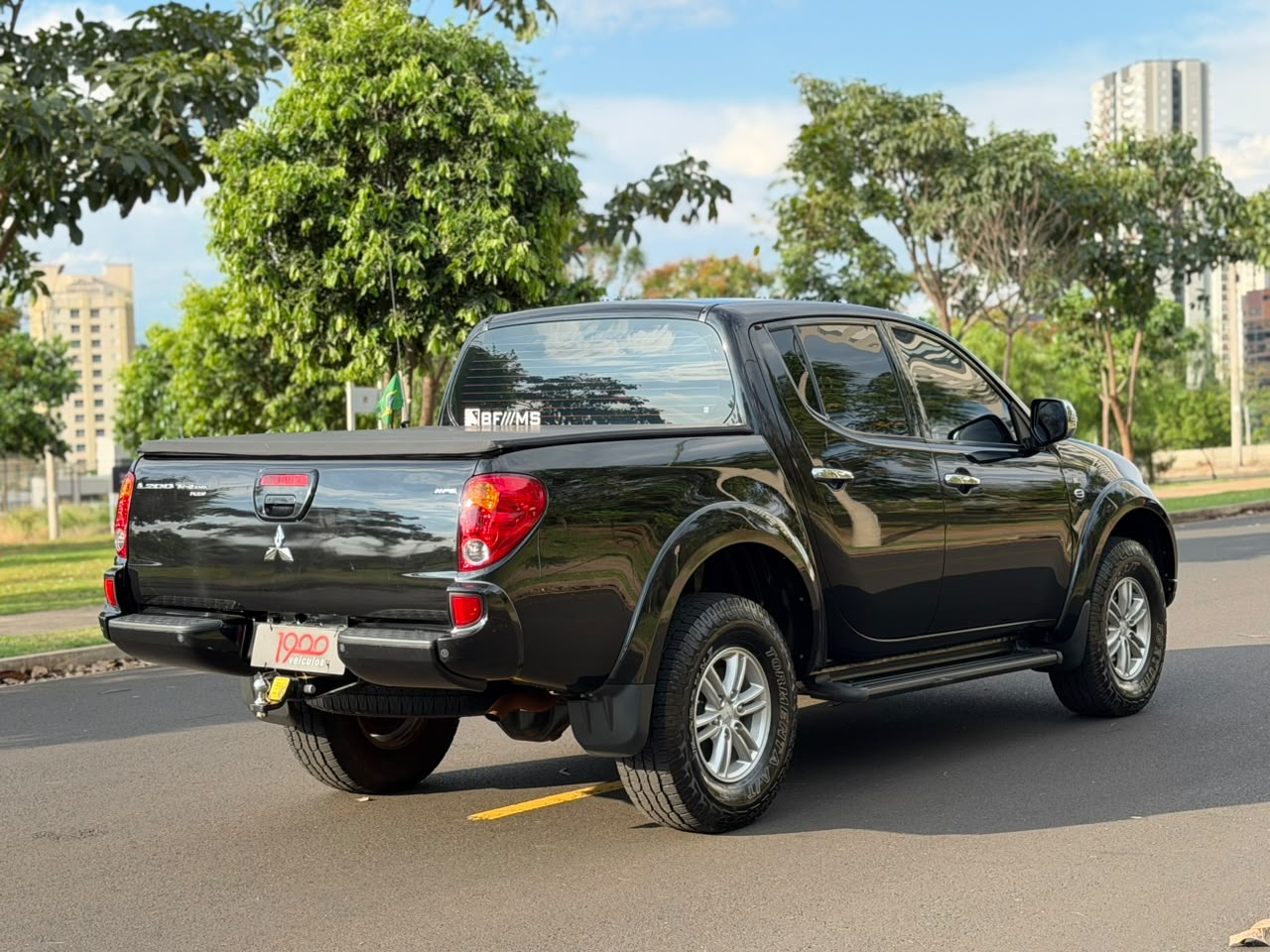 MITSUBISHI L200 TRITON