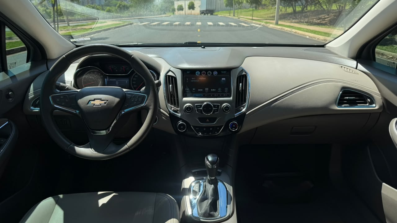 CHEVROLET CRUZE