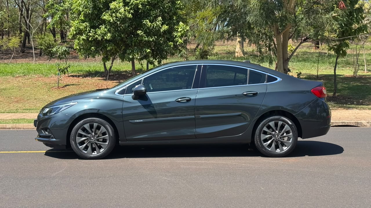 CHEVROLET CRUZE