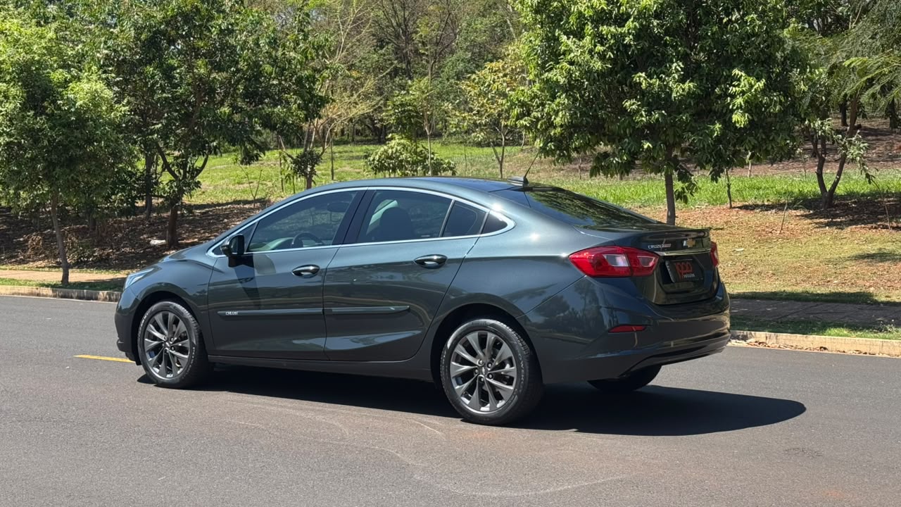 CHEVROLET CRUZE