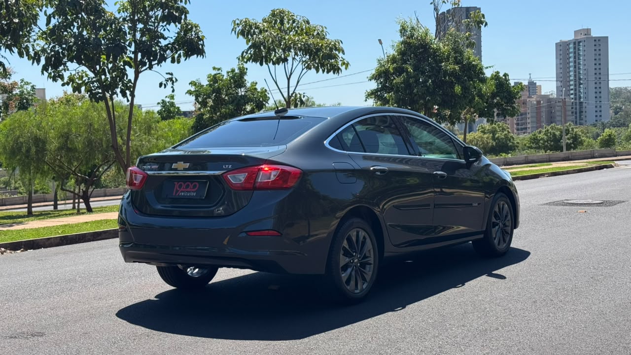 CHEVROLET CRUZE