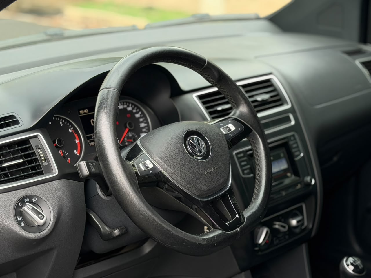 VOLKSWAGEN FOX