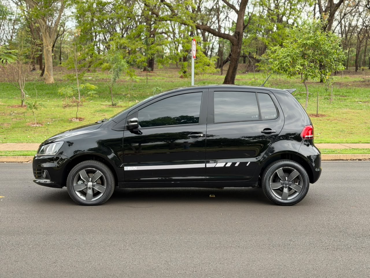 VOLKSWAGEN FOX