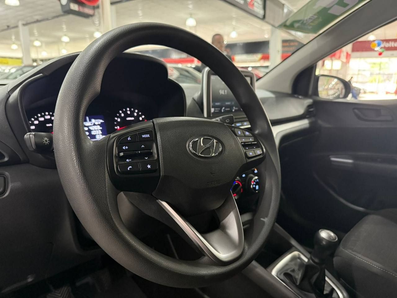 HYUNDAI HB20