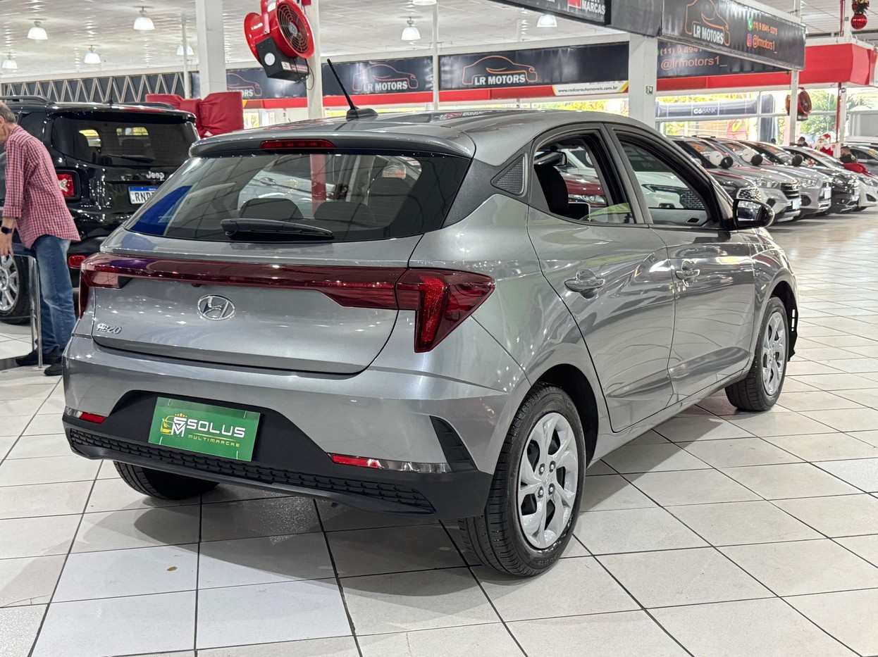 HYUNDAI HB20
