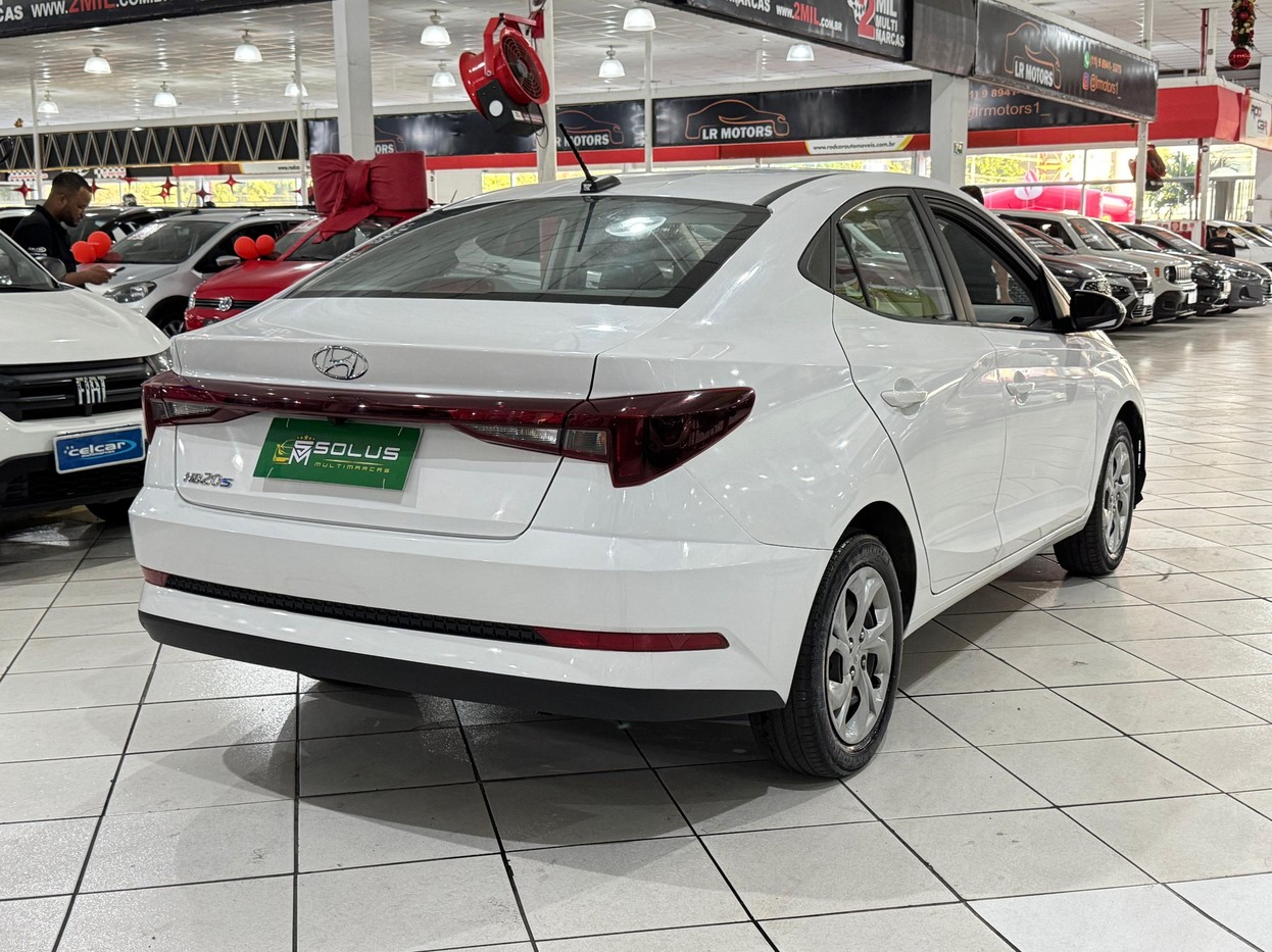 HYUNDAI HB20S