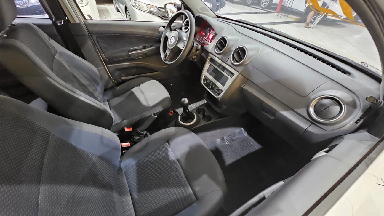 VOLKSWAGEN GOL
