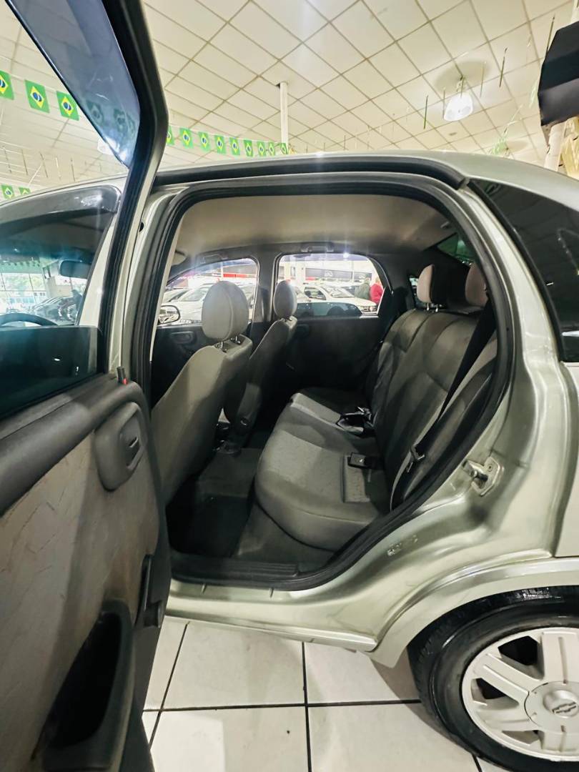 CHEVROLET CORSA