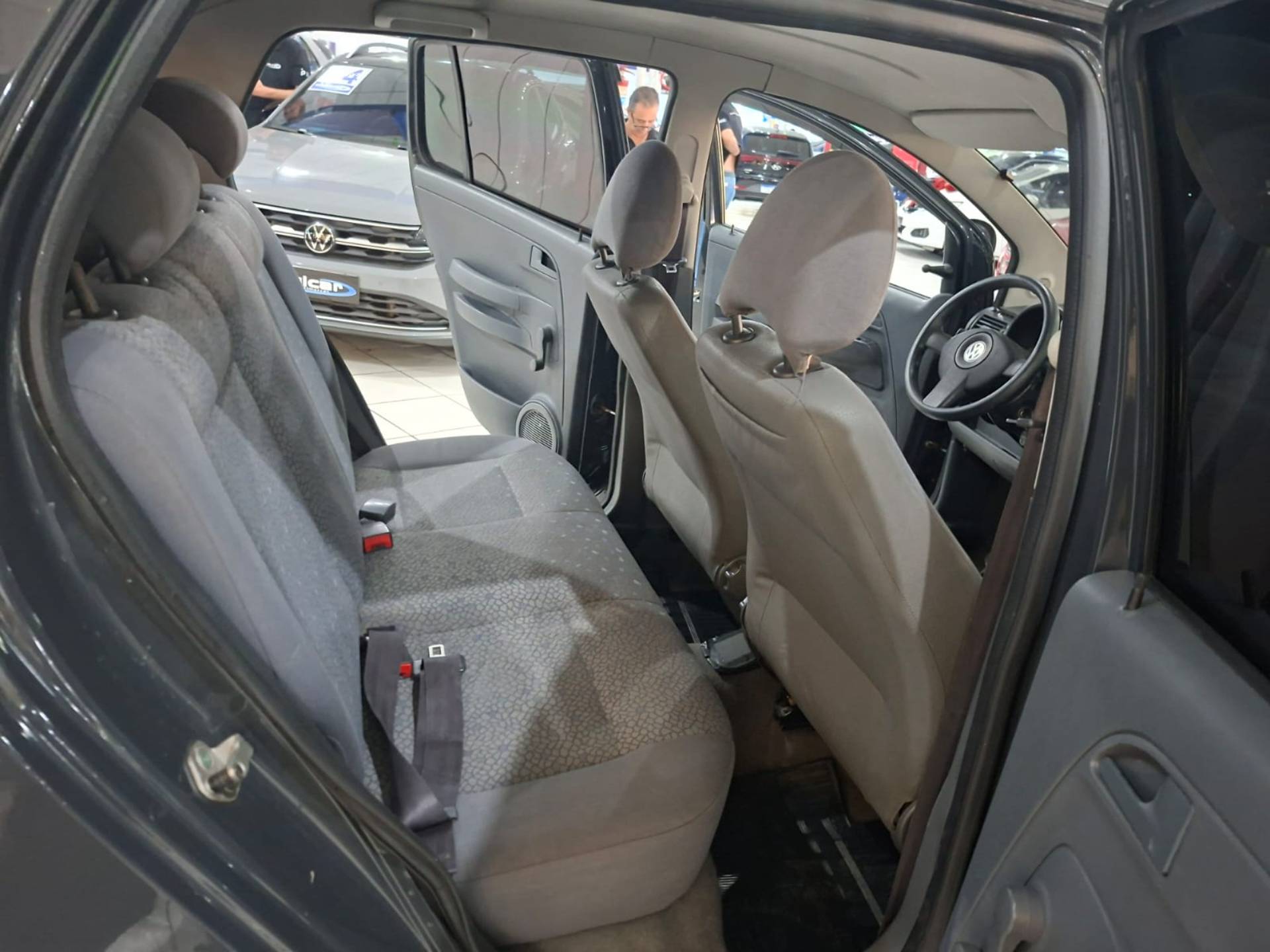 VOLKSWAGEN FOX