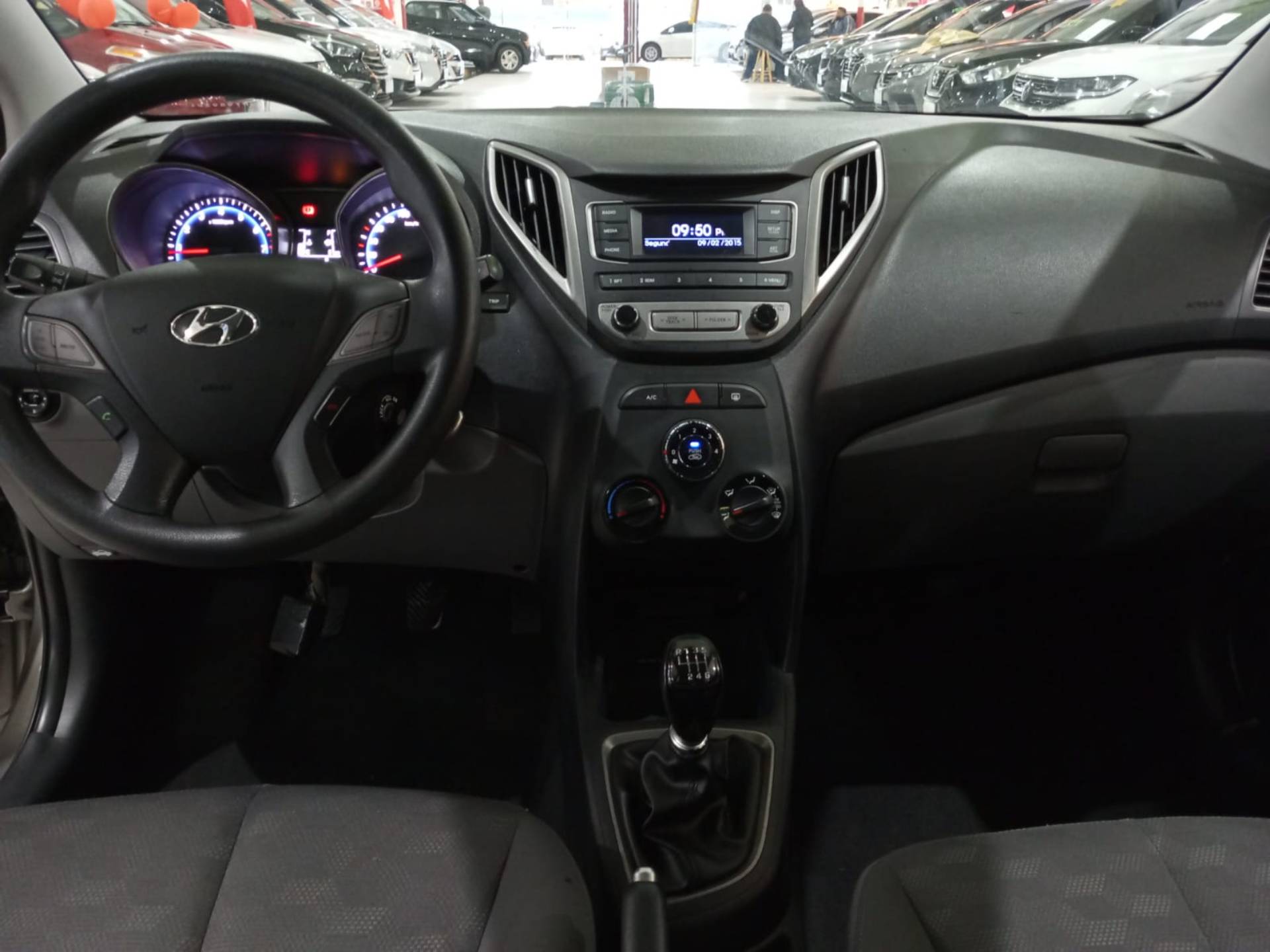 HYUNDAI HB20S