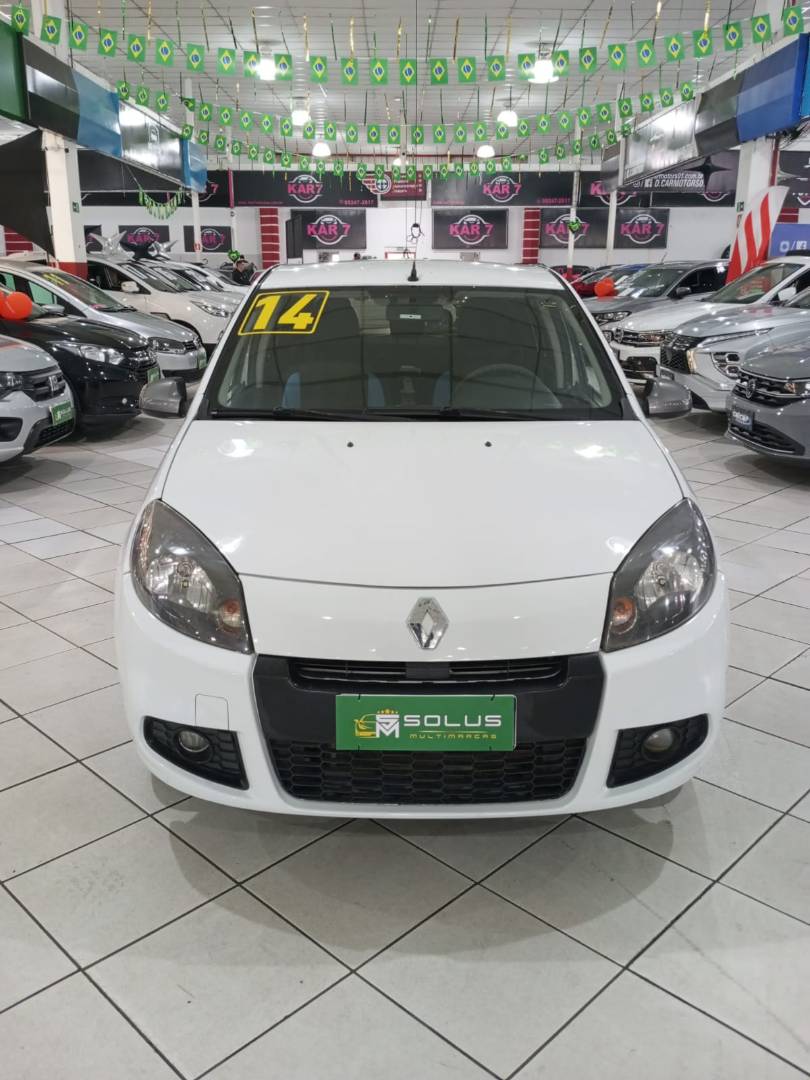 RENAULT SANDERO